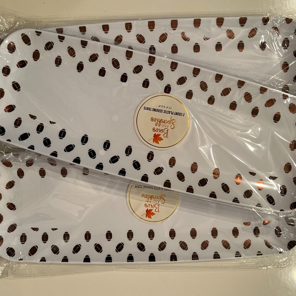 Plastic Football Serving Trays - 6 trays (3 packs / 2 trays per pack) (new/home) - Picture 2 of 11